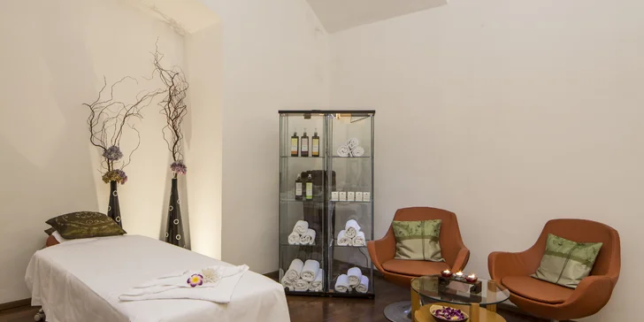 4* hotel mezi hlavním nádražím a Václavákem: prvotřídní snídaně, sauna a fitness neomezeně