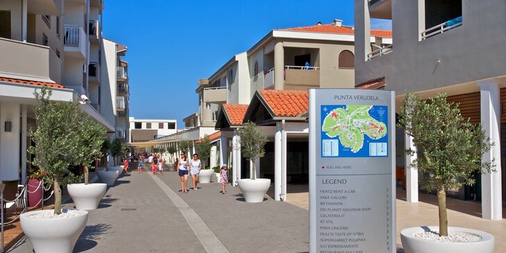 4* resort v blízkosti Puly na Istrii: 100 m na pláž, bazény a skvělé zázemí pro děti