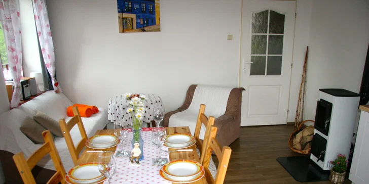 Brána do Krkonoš: ubytování ve vrchlabském rodinném apartmánu, až 14 nocí, na podzim i na jaře