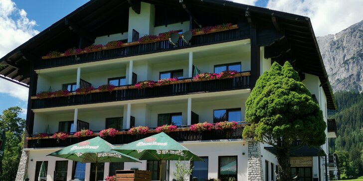 Za túrami k Dachsteinu: pobyt v Rakousku se snídaněmi a kartou výhod