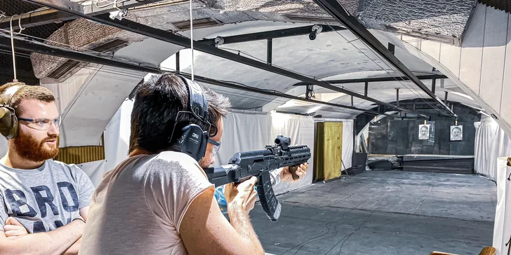 Profi krytá střelnice: střelba z krátkých a dlouhých zbraní i vlastní výběr