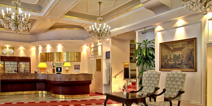 Pobyt v 5* hotelu v centru Prahy: snídaně, láhev vína, masáž i prohlídka Prahy