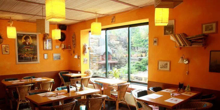 Dovolená v Chomutově: hotel v centru, snídaně či polopenze, vstup do zooparku a aquasvěta i na zámek
