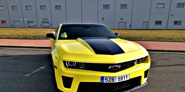 Chevrolet Camaro Bumblebee až na 24 hodin s neomezeným nájezdem km