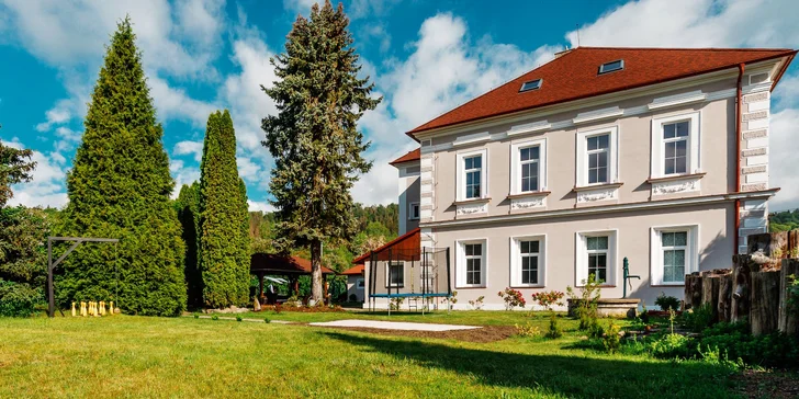 Pobyt u Ohře nedaleko Varů: komfortní pokoje, jídlo a relax ve wellness
