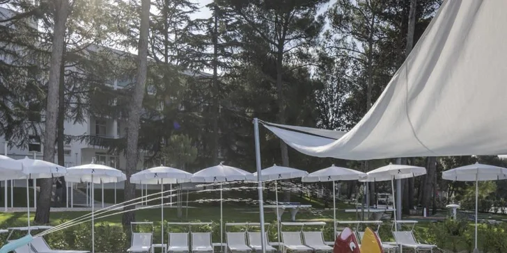 4* all inclusive pobyt na Krku: hotel u moře, bazény se skluzavkami, animace a vstup do akvária