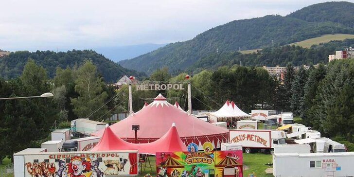 Cirkus Metropol ve V. Meziříčí : vstup do lóže na 120min. představení s artisty, klaunem i exotickými zvířaty