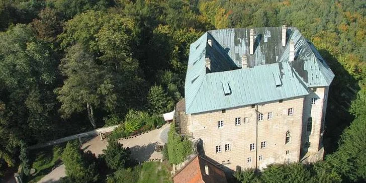 Vzhůru do oblak: Seznamovací lety Cessnou pro tři osoby v délce 30-60 minut