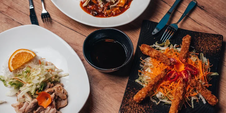 Asijské menu pro jednoho i dva: na výběr xap xúí a teriyaki omáčka, s masem nebo tofu či krevetami