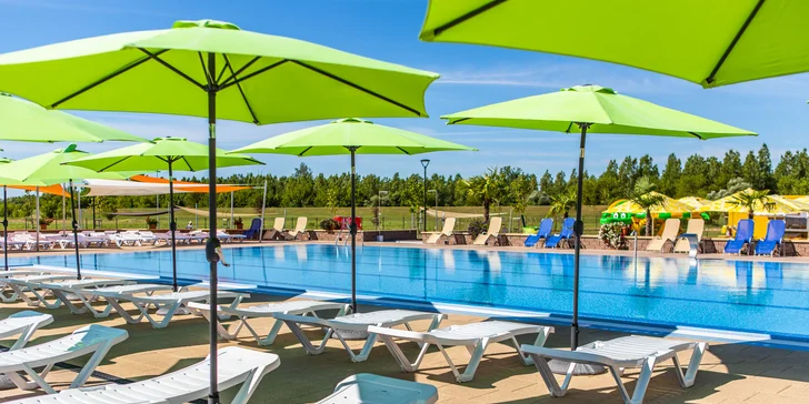 Vstupy na termální koupaliště Nesvady: 2–4 hodiny skvělé relaxace