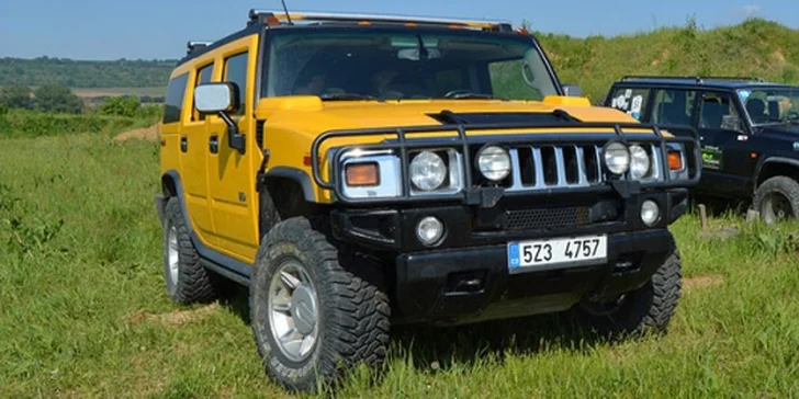 Nic vás nezastaví: jízda Hummerem H2 nebo offroadem Nissan Patrol
