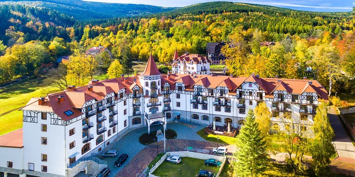 Dovolená v polských Jizerkách pro páry i rodiny: wellness pobyt v pohádkovém hotelu