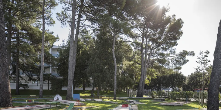 4* all inclusive pobyt na Krku: hotel u moře, bazény se skluzavkami, animace a vstup do akvária
