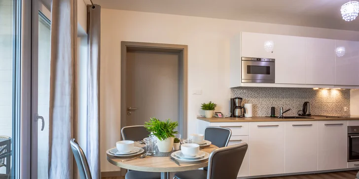 Hurá na Balt: moderní apartmány s plnou výbavou a terasou, 10 min. k pláži, neomezené vstupy do wellness