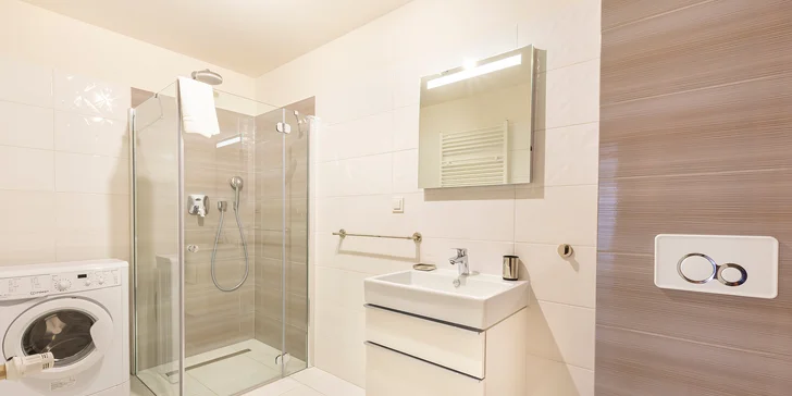 Hurá na Balt: moderní apartmány s plnou výbavou a terasou, 10 min. k pláži, neomezené vstupy do wellness