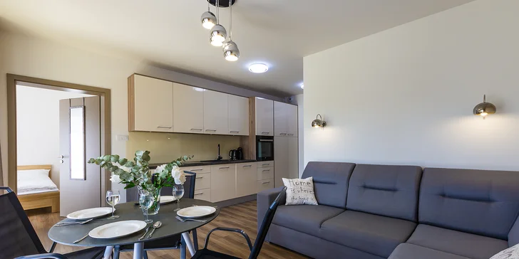 Hurá na Balt: moderní apartmány s plnou výbavou a terasou, 10 min. k pláži, neomezené vstupy do wellness