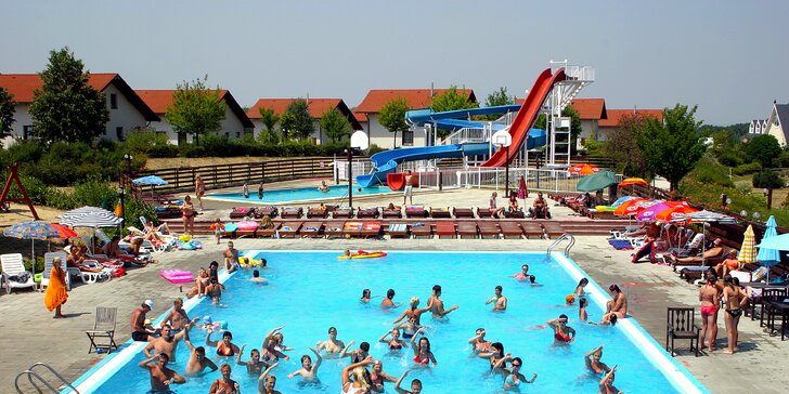 Rodinná dovolená v apartmánovém resortu s bazény: až 4 děti zdarma
