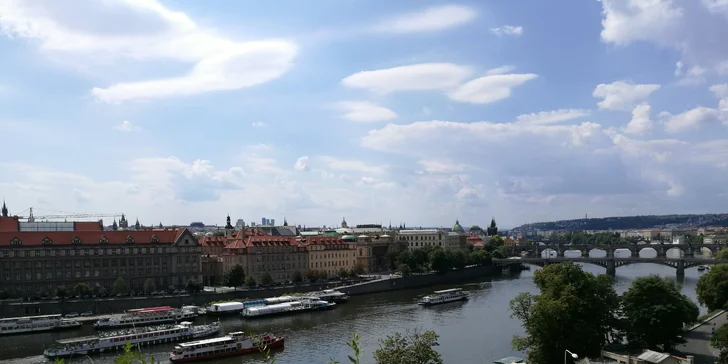 Univerzální strašidelný voucher na jednu až tři procházky