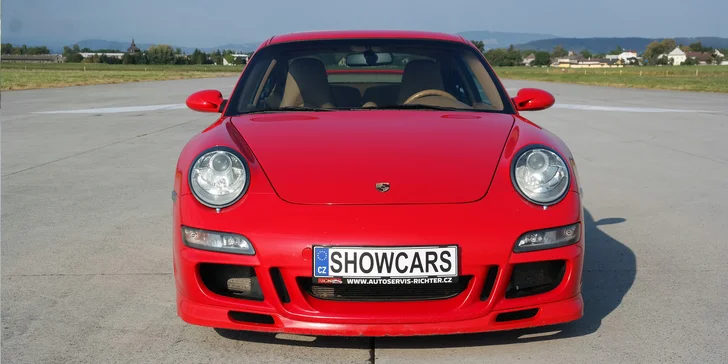 Ukažte závodnické instinkty: 2 nebo 4 kola na Polygonu Brno v Porsche 911 Carrera GT3