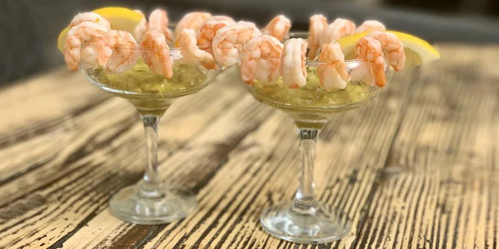 Krevety s guacamole i Aperol Spritz nebo Hugo Spritz pro jednoho i dva