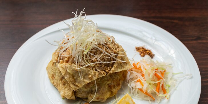 Bún bò nam bộ, kuřecí pad Thai, phở bo nebo kuřecí curry pro 1 i 2 osoby v centru