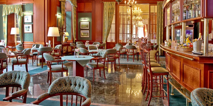 Luxusní 5* resort v Mariánských Lázních: snídaně, romantická večeře i bazén a wellness