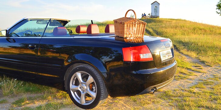 3–8hod. projížďka kabrioletem Audi A4 mezi vinicemi a piknik: víno či prosecco, slané nebo sladké dobroty