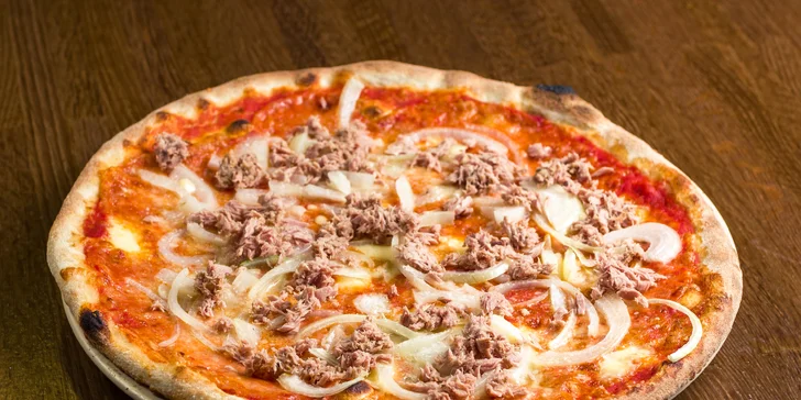 Jedinečná bezlepková pizza z cuketového těsta nebo klasická pizza dle výběru