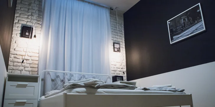 Konec léta či podzim na pražském Smíchově: pobyt v hotelu se snídaní