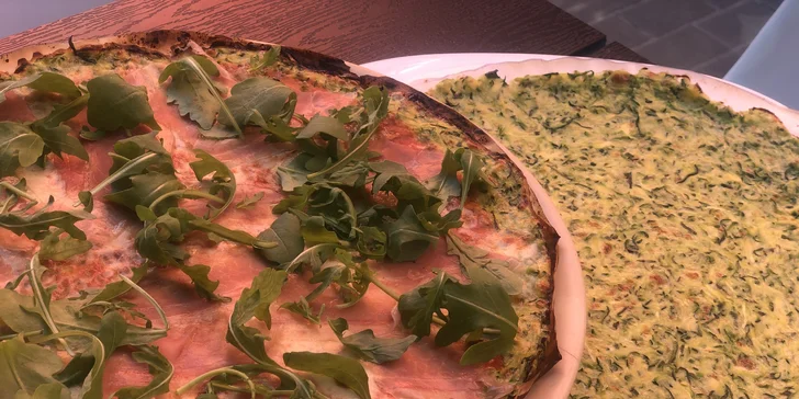 Jedinečná bezlepková pizza z cuketového těsta nebo klasická pizza dle výběru