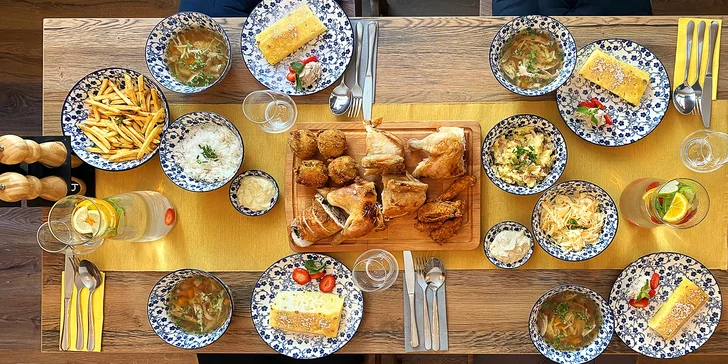 3chodové letní menu pro 2 nebo 4: kuře, stripsy, vývar i grilovaný ananas