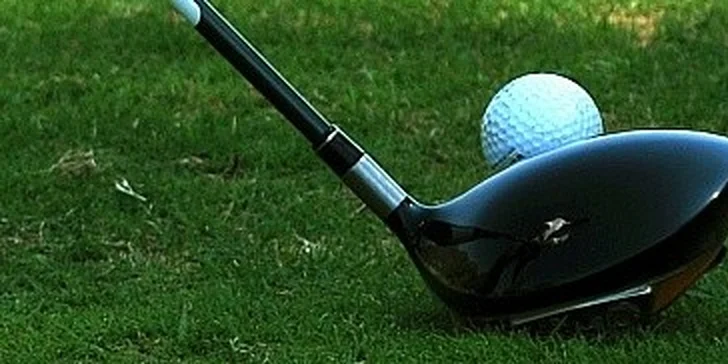 100 míčků na Golfový Driving Range pro dvě osoby