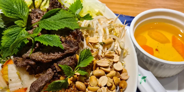 Pochutnejte si na asijských specialitách: otevřený voucher do sushi restaurace na 300 nebo 500 Kč