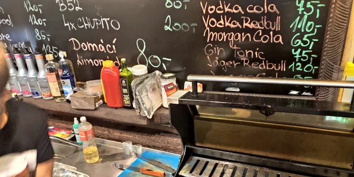 Grilované pochoutky s přílohou a limonádou dle výběru pro 1 i 2 osoby
