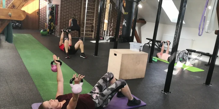 Přijďte si vytvarovat tělo: 1-5 vstupů na lekce TRX a tabaty