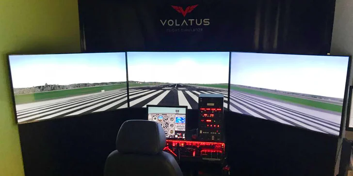 Zkuste si být pilotem: 60 minut řízení letadla se simulátorem Volatus