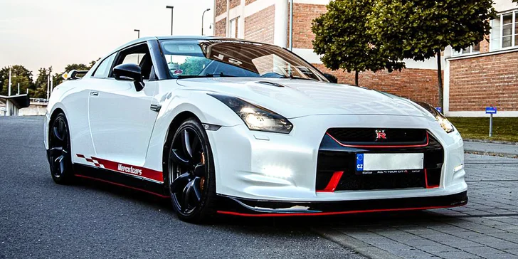 30 nebo 60 minut řidičem japonské ikony Nissan GT-R bez instruktora