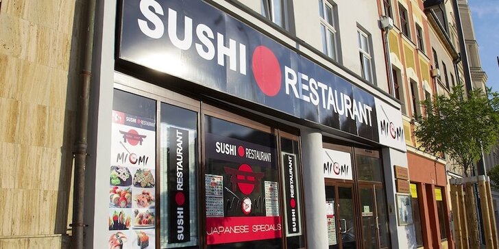 Japonsko v Olomouci: 29 nebo 39 kousků sushi s lososem, krevetami i úhořem