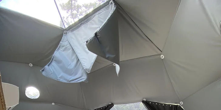 Užijte si glamping: vymazlené iglú u Prachovských skal a snídaně až pro 4