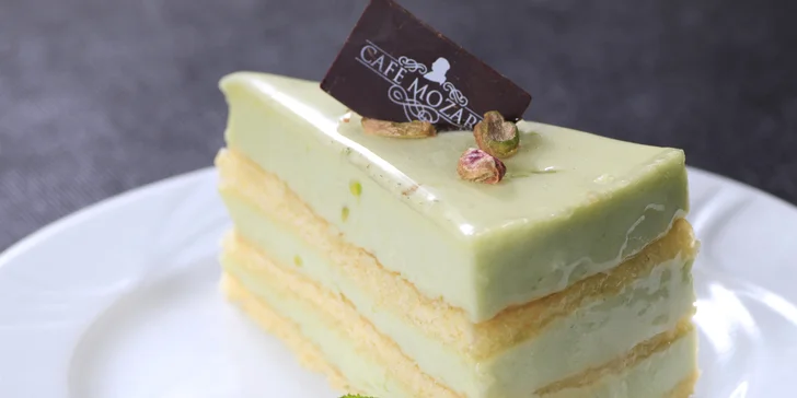 Otevřený voucher v hodnotě 500, 1000 nebo 2000 Kč na celé menu v Café Mozart
