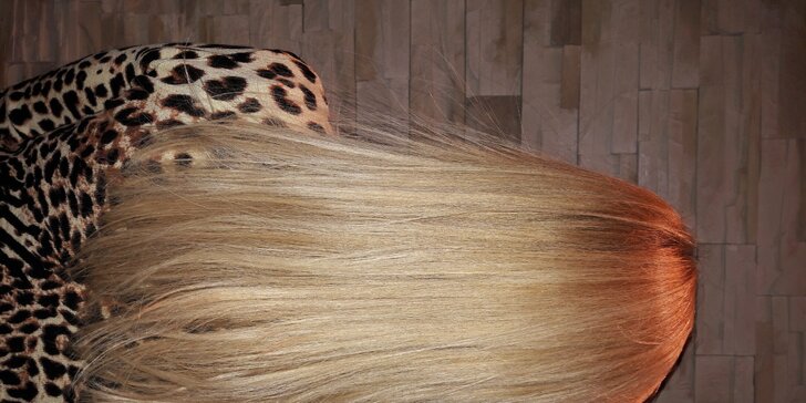 Dámský střih, melír nebo barva pro všechny délky vlasů v salonu Itta
