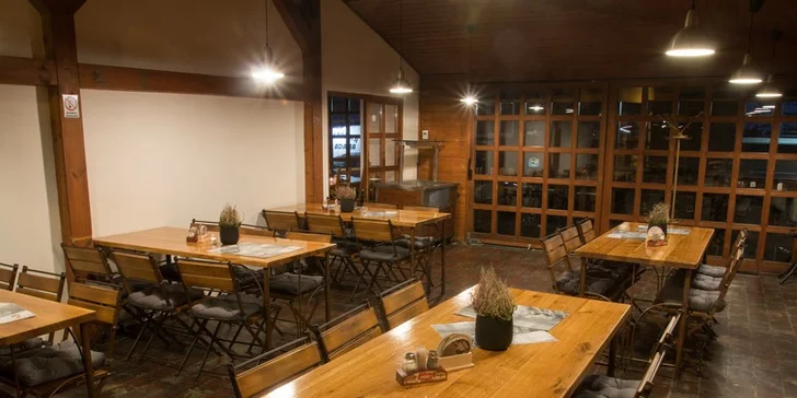 2x pizza dle výběru z celého menu: pikantní, hawai, salámová, sýrová i kuřecí