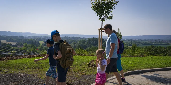 Venkovní Putovní hra Arcana u Zámku Svijany pro až pětičlennou rodinu