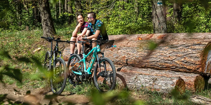 Vyrazte na cyklovýlet: půjčení elektrokola na 4 hodiny nebo na celý den