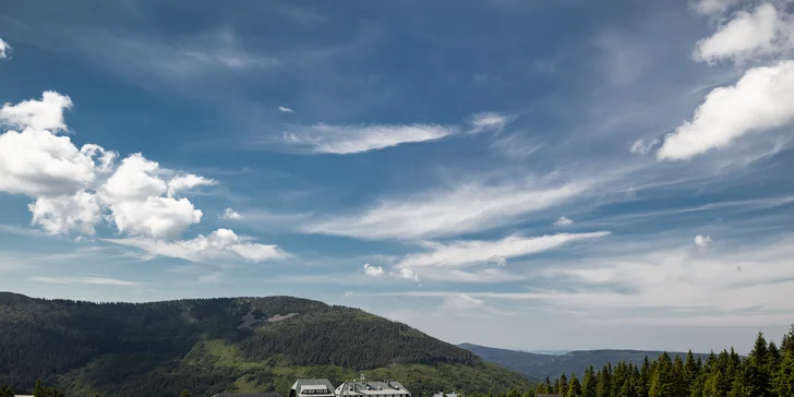 Adrenalinové zážitky v Yellow pointu: bungee trampolína, zip line a obří houpačka