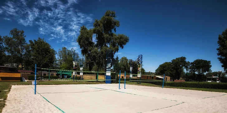Pronájem hřiště na plážový volejbal v areálu Císařská louka: 1 nebo 2 hodiny hry