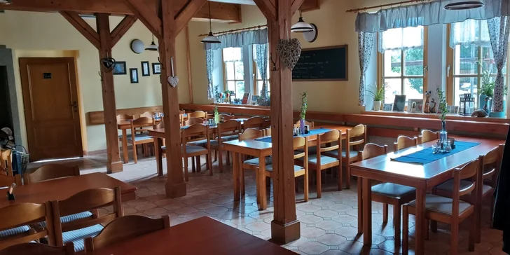 Pohodový pobyt na Šumavě s polopenzí pro pár i rodinu