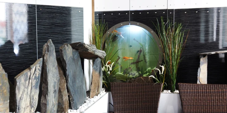 20 nebo 30 kousků sushi u Janáčkova divadla: losos, kreveta i avokádo a úhoř