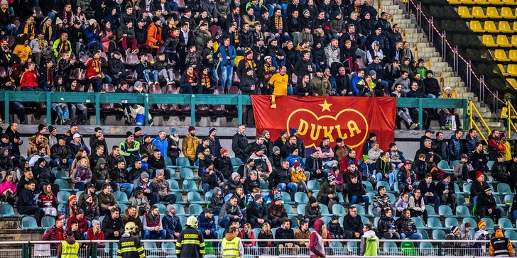 Celosezonní permanentka na Duklu: klasická sedačka i VIP nebo skybox s občerstvením na Julisce