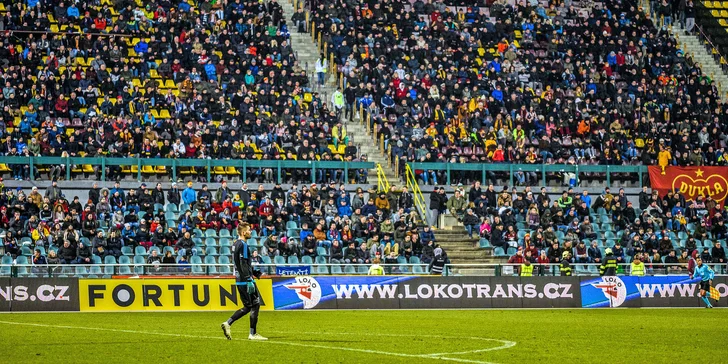 Celosezonní permanentka na Duklu: klasická sedačka i VIP nebo skybox s občerstvením na Julisce